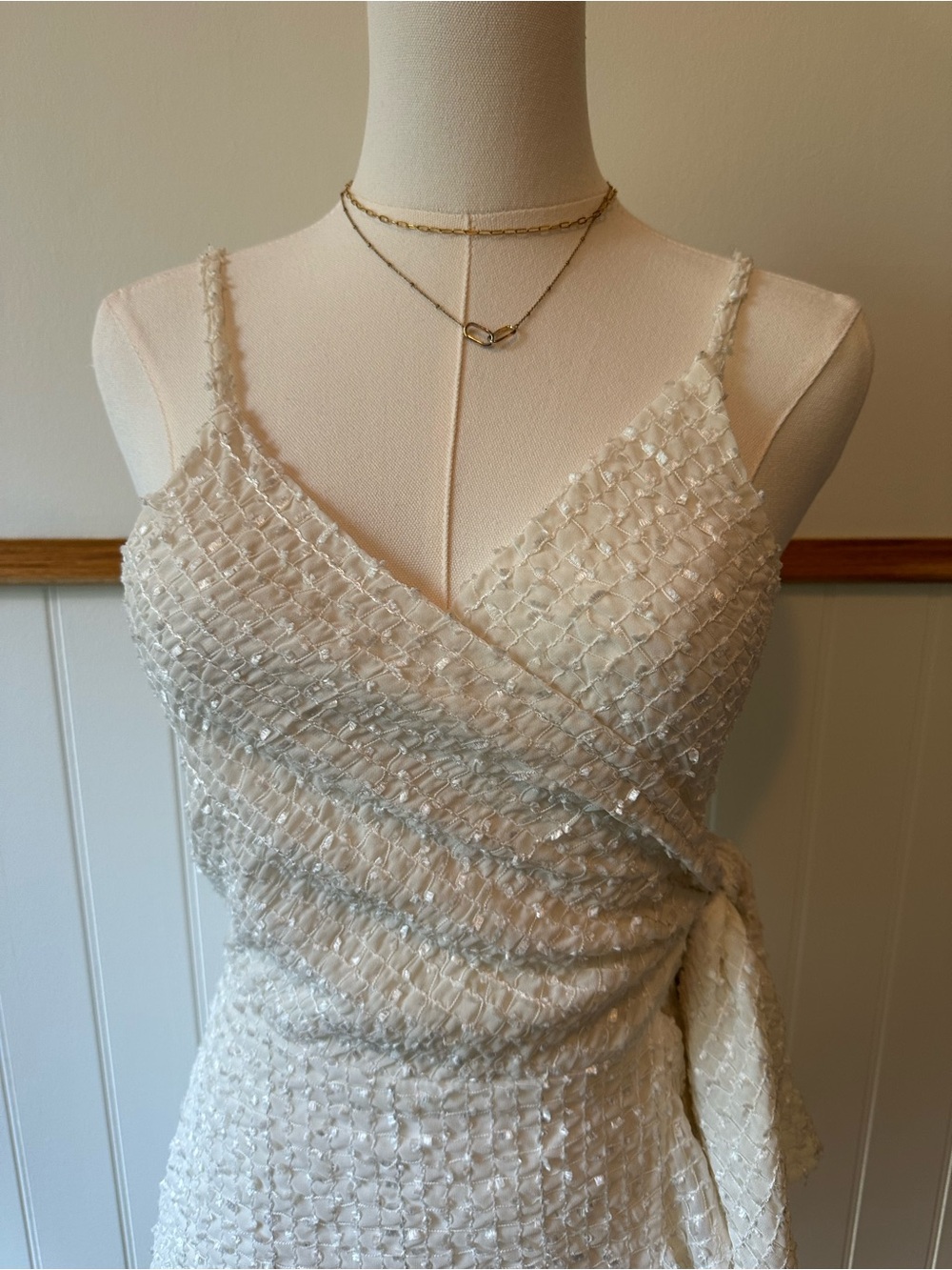 Saints & Secrets Ivory Textured Wrap Dress – Medium (new with tags) - Picture 3 of 6